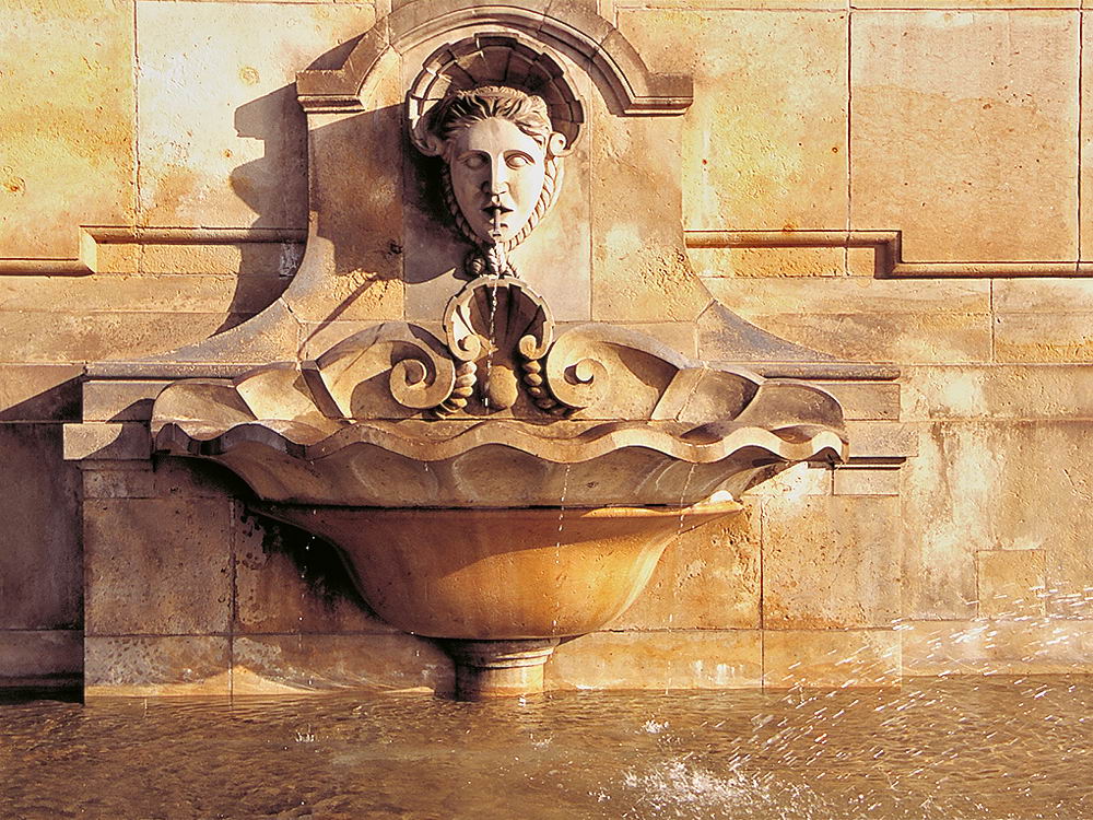 zur &Uuml;bersicht Brunnen 6