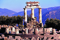 Delfi, Apollon-Tempel
