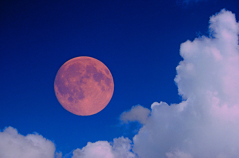 zur Übersicht Stiller Mond I