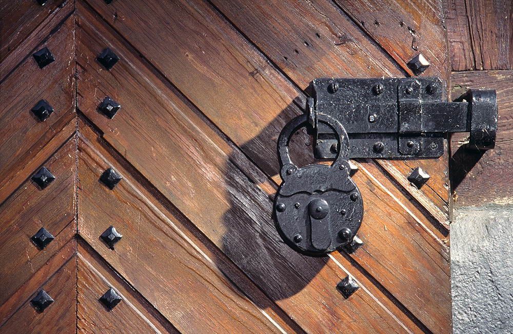 zur &Uuml;bersicht & Schloss & Riegel 1