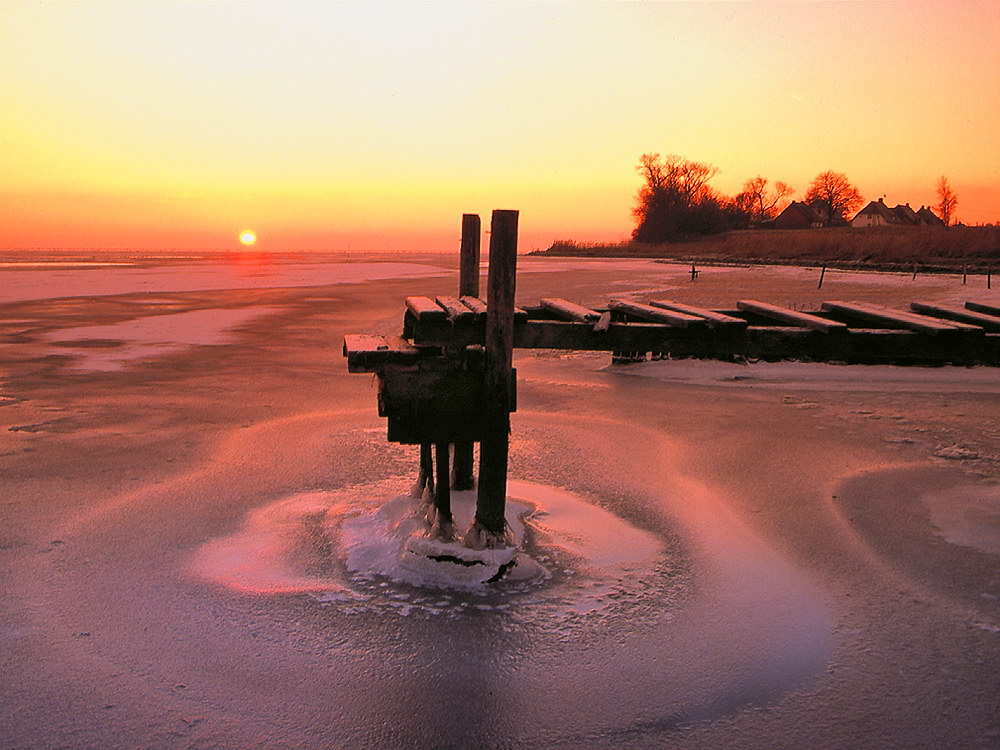 zur &Uuml;bersicht Weg & Steg 10